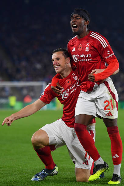 多次威胁到 多次威胁到